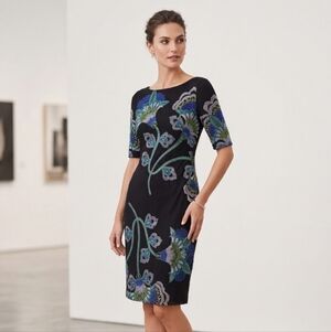 Cleo stretchy Floral 3/4 sleeve dress - size  4 Excellent Condition